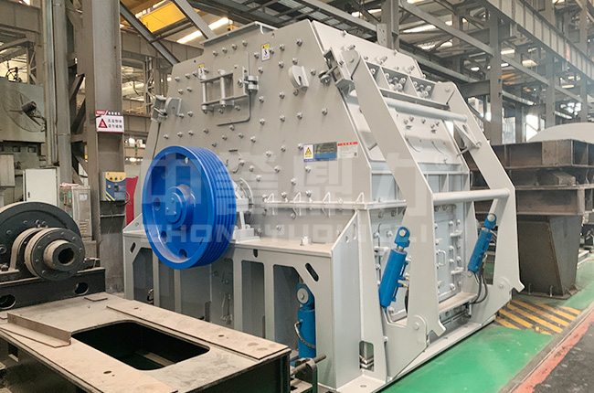 可逆錘式制砂機(jī)